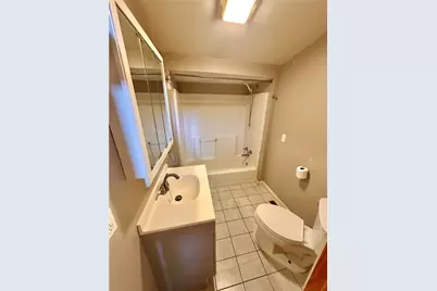 1515 W Crawford Ave #B, Dunbar Township, PA 15425 - Photo 5