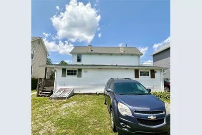 1515 W Crawford Ave #B, Dunbar Township, PA 15425 - Photo 3