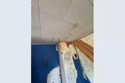 861 Koehlar Ave, Donora, PA 15033 - Photo 5