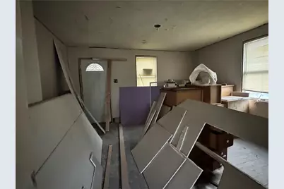 861 Koehlar Ave, Donora, PA 15033 - Photo 21