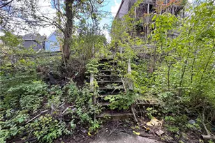 861 Koehlar Ave, Donora, PA 15033 - Photo 13