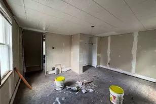 861 Koehlar Ave, Donora, PA 15033 - Photo 3