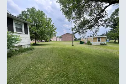 275 S Duffy Rd, Twp of But SW, PA 16001 - Photo 5