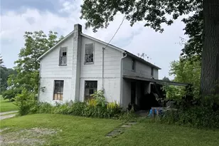 275 S Duffy Rd, Twp of But SW, PA 16001 - Photo 9