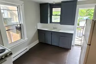 304 Elm Ave, Sharon, PA 16146 - Photo 11