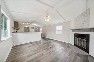 247 Colleen Ln, Hempfield Township, PA 15644 - Photo 5