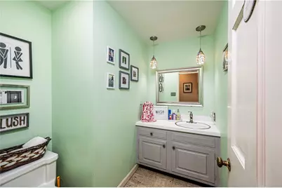 17 Sycamore St, Greensburg, PA 15601 - Photo 39