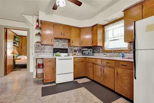 575 Stoystown Rd, Somerset Township, PA 15501 - Photo 7