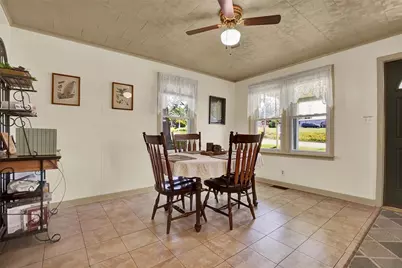 575 Stoystown Rd, Somerset Township, PA 15501 - Photo 5
