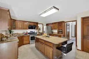 2455 Dogwood Dr, Pittsburgh, PA 15090 - Photo 13