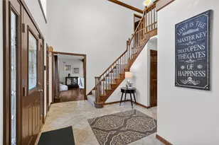 2455 Dogwood Dr, Pittsburgh, PA 15090 - Photo 7