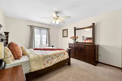 2455 Dogwood Dr, Pittsburgh, PA 15090 - Photo 35