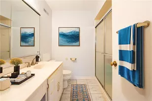 1230 Chatham Park Dr, Scott Township, PA 15216 - Photo 15