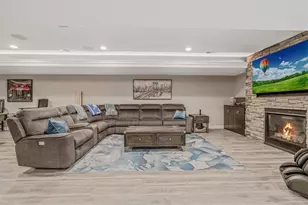 155 Chavelle Ct, Pittsburgh, PA 15239 - Photo 41