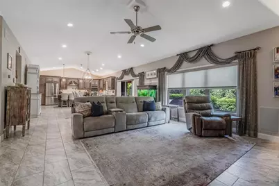 155 Chavelle Ct, Pittsburgh, PA 15239 - Photo 11