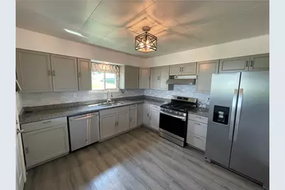 540 Fayette, Rostraver, PA 15012 - Photo 9