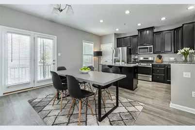 400 Fairmont Dr, Marshall, PA 15090 - Photo 3