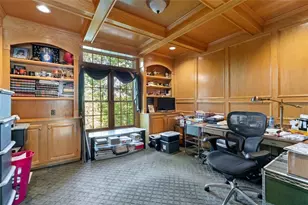 115 Lyndhurst Cir, Pine Township, PA 15090 - Photo 9