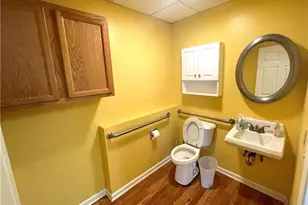 1227 Sunset Dr, Center Township, PA 16001 - Photo 11