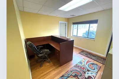 1227 Sunset Dr, Center Township, PA 16001 - Photo 5