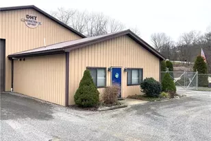 1227 Sunset Dr, Center Township, PA 16001 - Photo 3