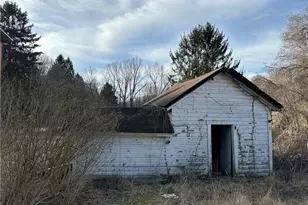 286 Dally Rd, Long Branch Boro, PA 15423 - Photo 13