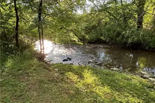 192 Yellow Creek Rd, Lancaster Township, PA 16037 - Photo 9