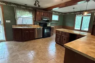 192 Yellow Creek Rd, Lancaster Township, PA 16037 - Photo 15