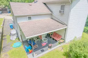 93 Semmens St, Wilkins Township, PA 15145 - Photo 5