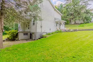 93 Semmens St, Wilkins Township, PA 15145 - Photo 3