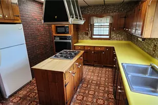 248 Plank Rd, Somerset Boro, PA 15501 - Photo 7