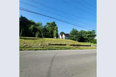 702 Court St, New Castle, PA 16105 - Photo 1