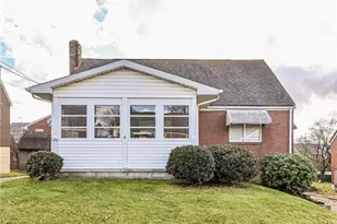 726 McArthur Dr, Greensburg, PA 15601 - Photo 1