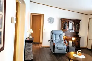 826 Clover Ln, Murrysville, PA 15668 - Photo 5