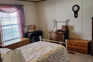 826 Clover Ln, Murrysville, PA 15668 - Photo 7