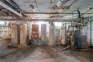 718 Brownsville Rd, Pittsburgh, PA 15210 - Photo 11