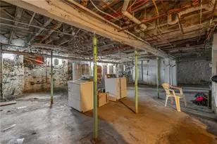 718 Brownsville Rd, Pittsburgh, PA 15210 - Photo 13