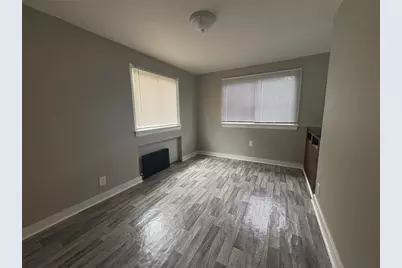 560 Wylie Ave, Clairton, PA 15025 - Photo 5