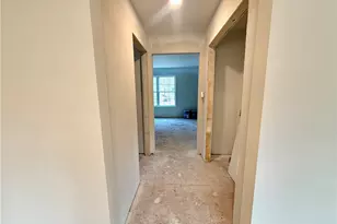 815 Rosemont Ave, Pittsburgh, PA 15223 - Photo 11