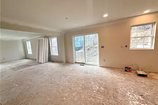 815 Rosemont Ave, Pittsburgh, PA 15223 - Photo 9