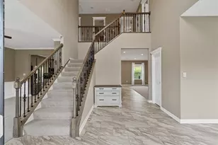 1103 Deerfield Dr, Pittsburgh, PA 15143 - Photo 9