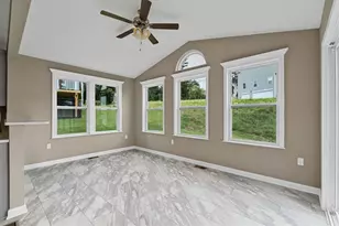 1103 Deerfield Dr, Pittsburgh, PA 15143 - Photo 19