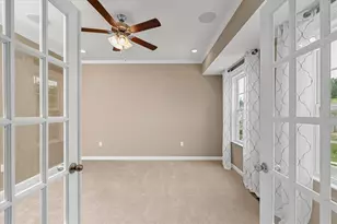 1103 Deerfield Dr, Pittsburgh, PA 15143 - Photo 11