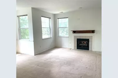 1521 Eagle Pointe Dr, Cecil, PA 15317 - Photo 5