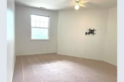 1521 Eagle Pointe Dr, Cecil, PA 15317 - Photo 19