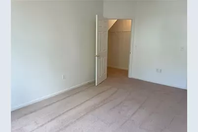 1521 Eagle Pointe Dr, Cecil, PA 15317 - Photo 25