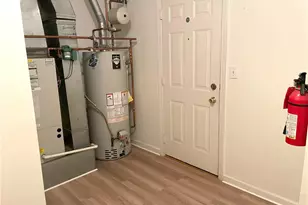 1521 Eagle Pointe Dr, Cecil, PA 15317 - Photo 27