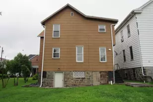 103 Memorial St, Dunbar, PA 15431 - Photo 5