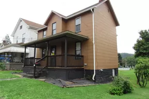 103 Memorial St, Dunbar, PA 15431 - Photo 3