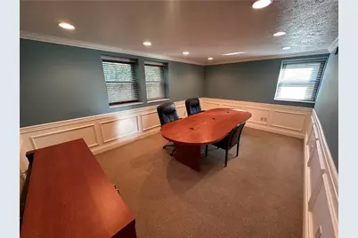 301 McKnight Park Drive, Ross Twp, PA 15237 - Photo 11